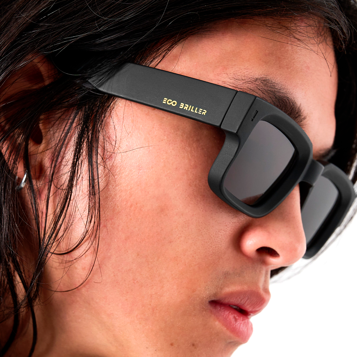 Exclamation Negro Mate Lente Gris Eco Sustentable