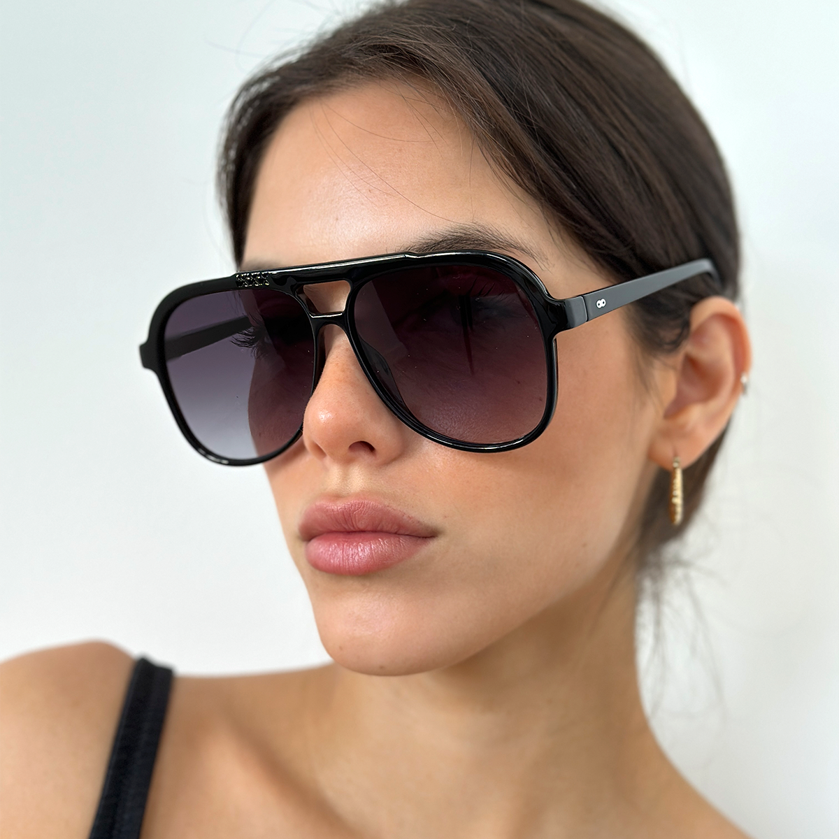 Triple Xxx Negro Brillo Lente Gris Degrade