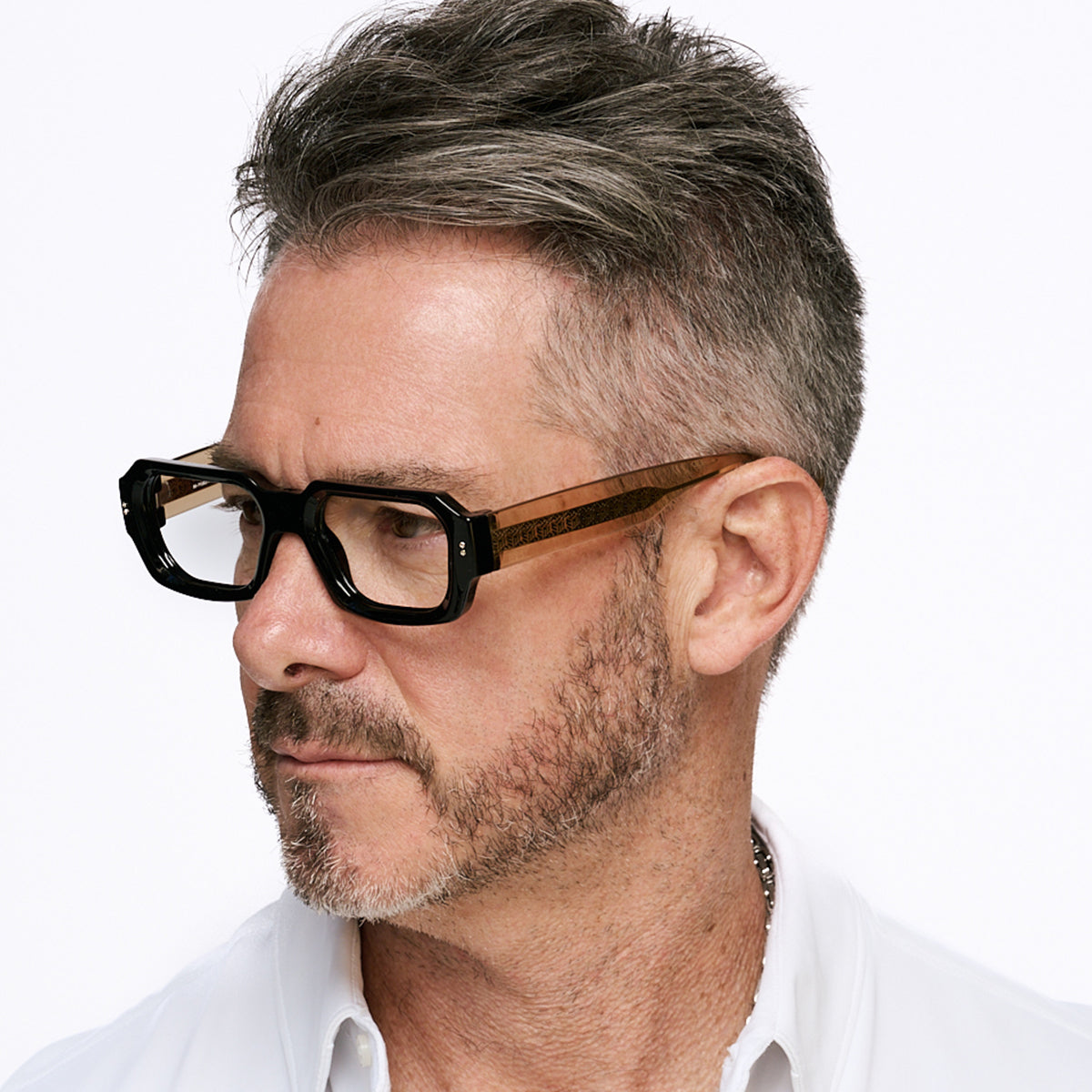 Armazon Bronx Negro Brillo Tostado