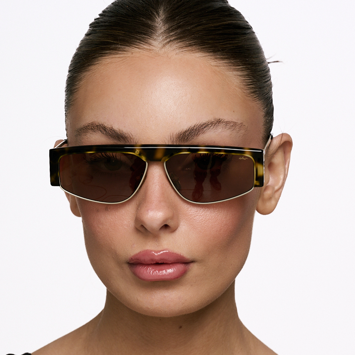 Brooklyn Carey Lente Marron