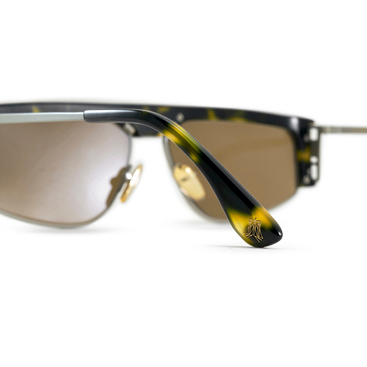 Brooklyn Carey Lente Marron