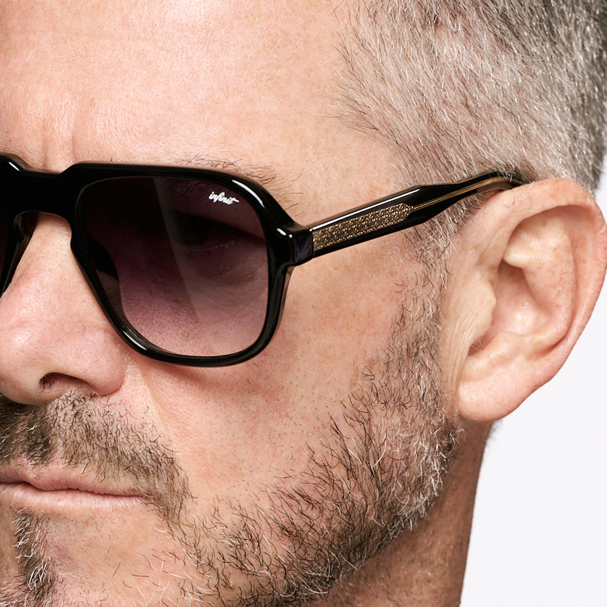 Burdeos Negro Brillo Lente Gris Degrade