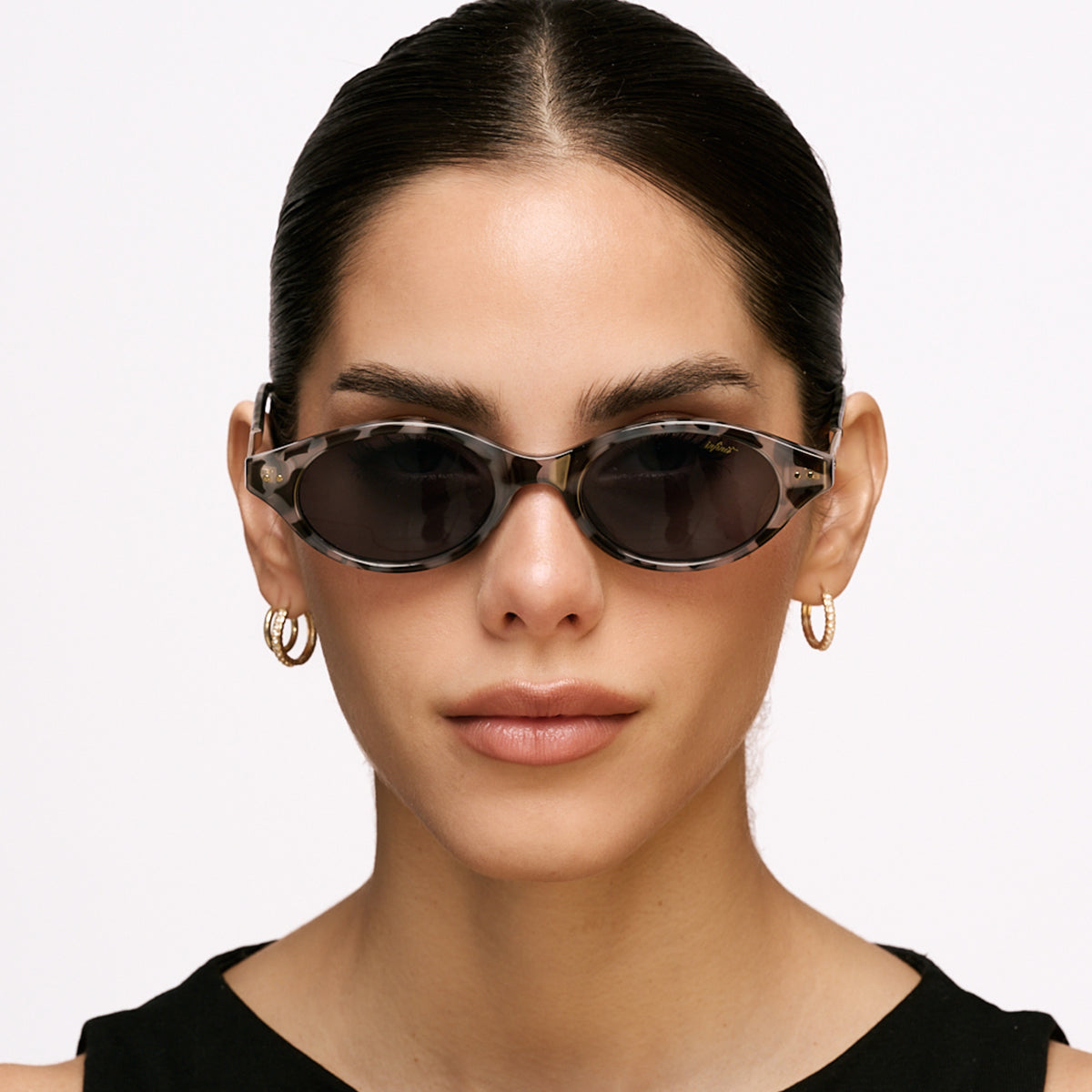 Cali Carey Azul Lente Azul