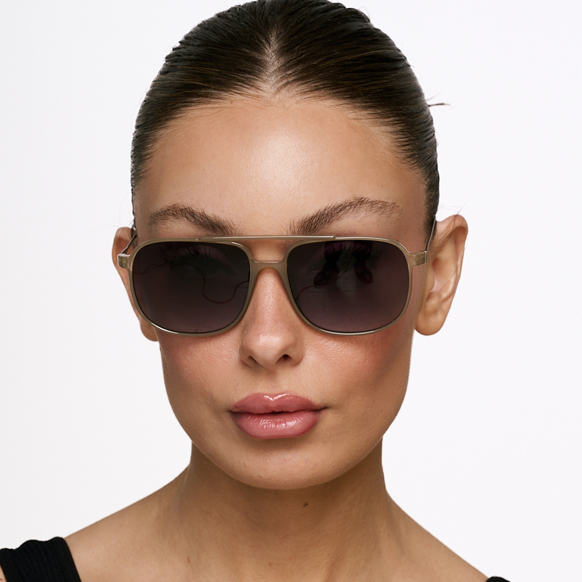 Caravan Milky Brown Lente Gris Degrade