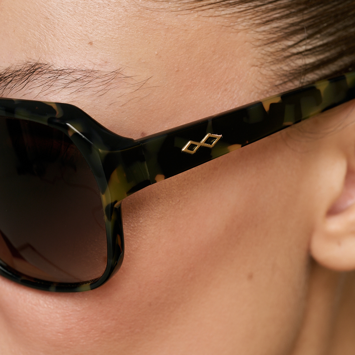 Cruz Carey Verde Lente Marron Degrade