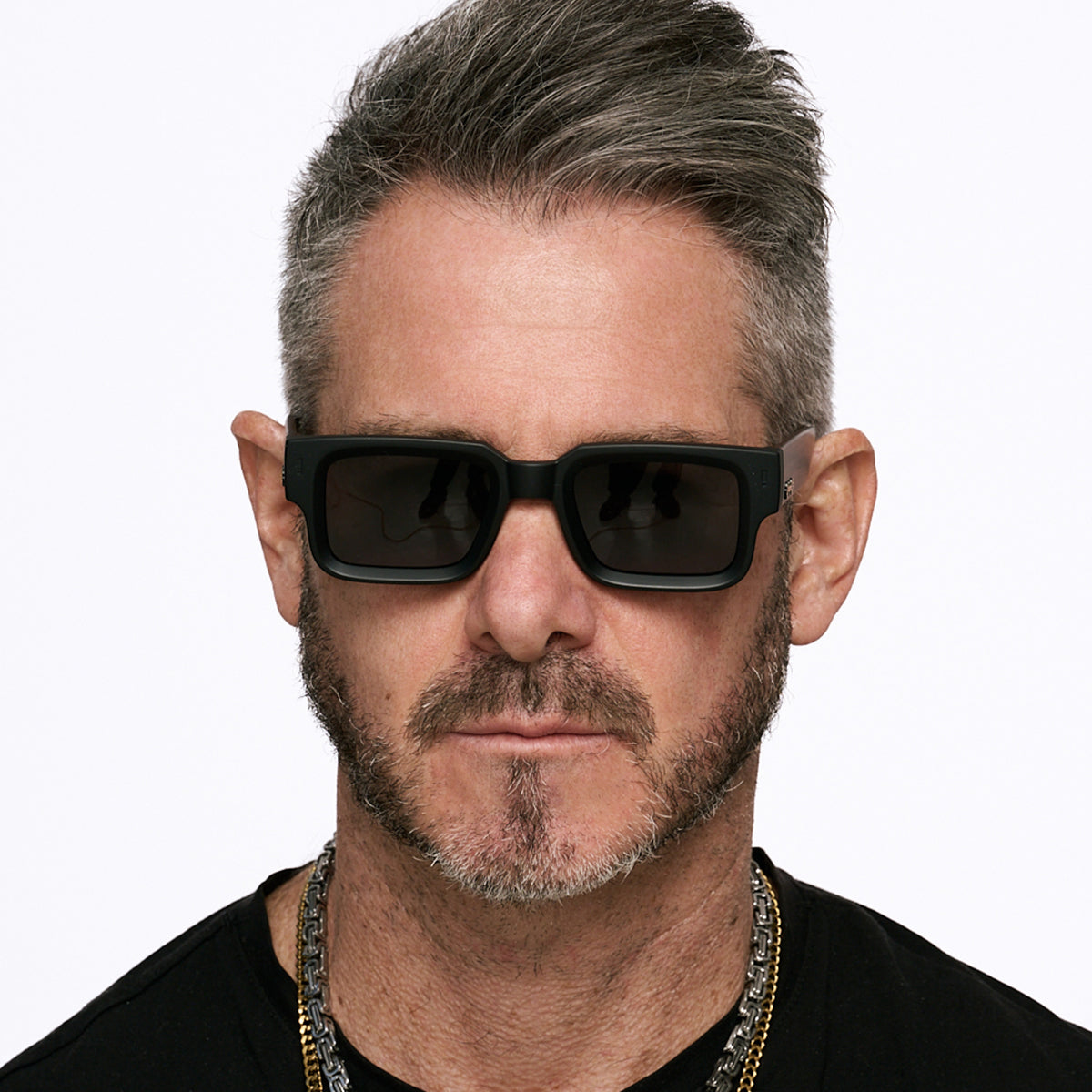 Exclamation Dragon Dorado Negro Mate Lente Gris