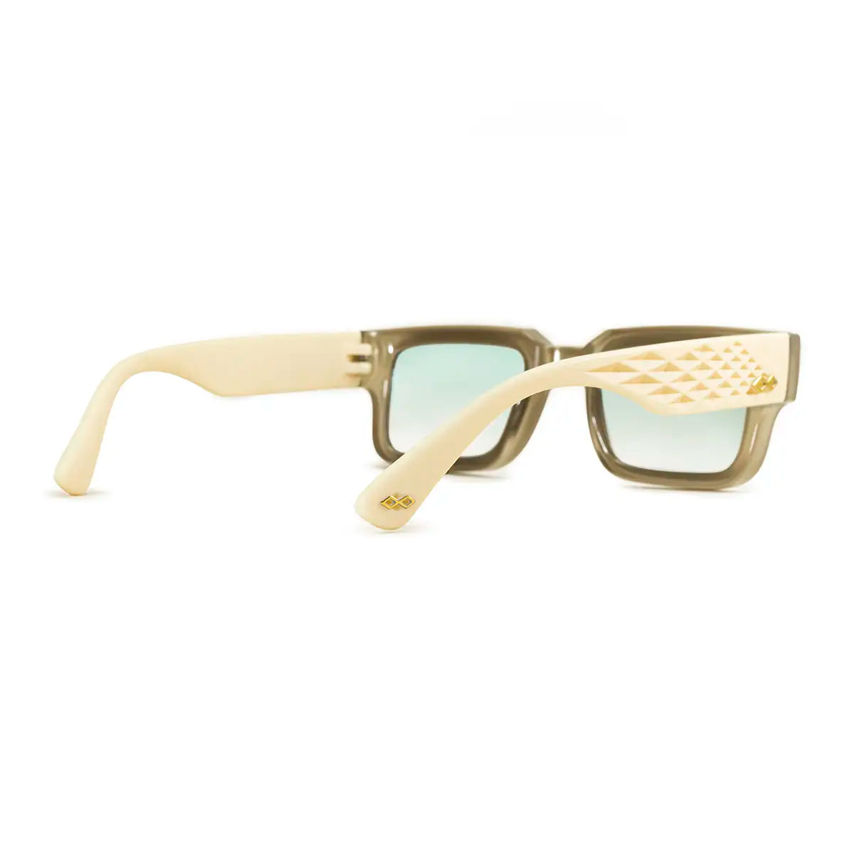 Exclamation 3D Milky Brown Lente Verde Degrade