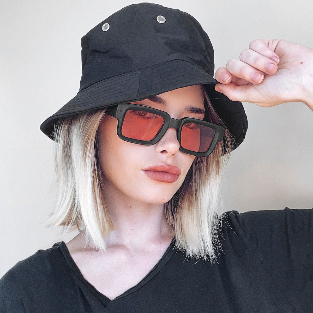 Exclamation Negro Mate Lente Rosa