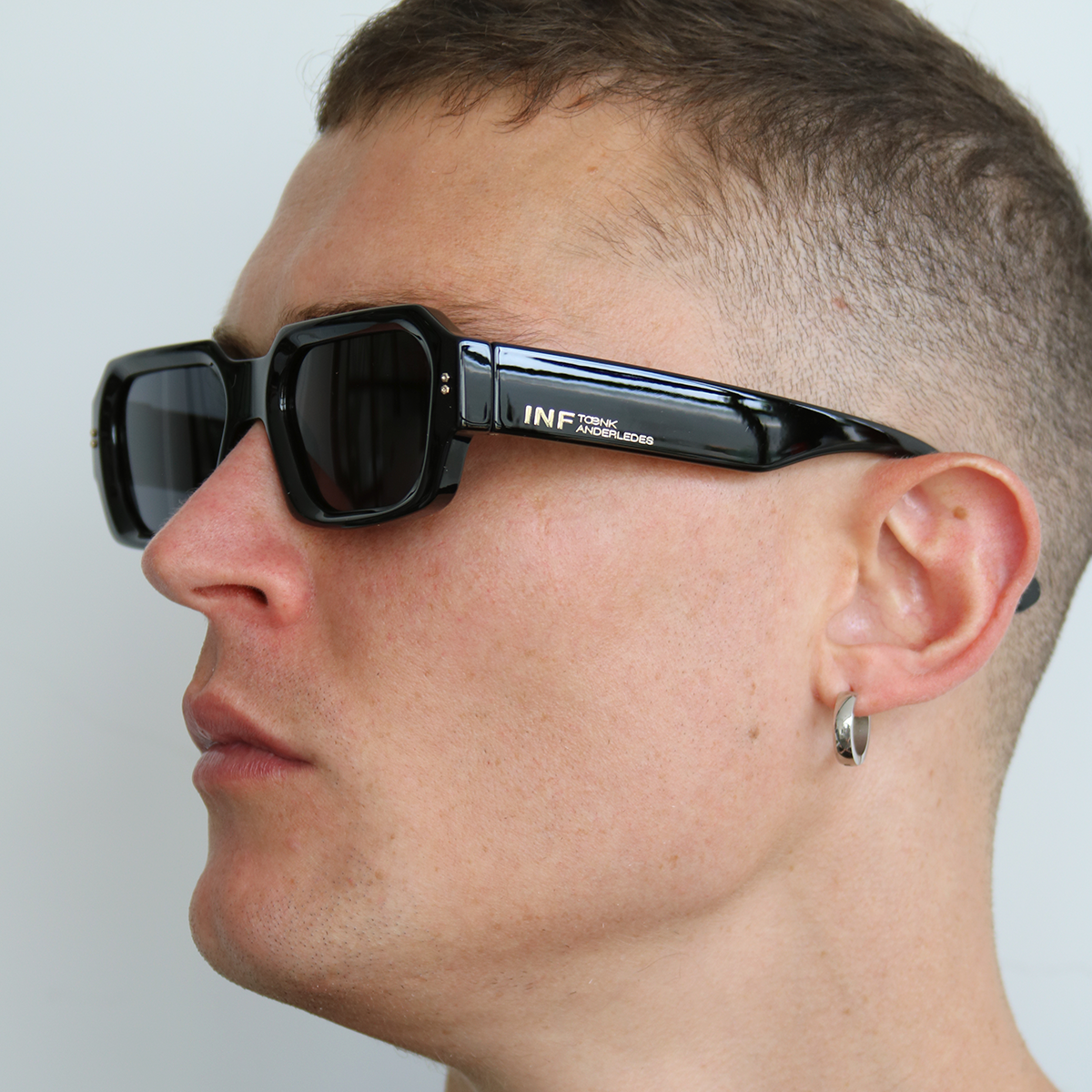 Anteojos De Sol Bronx Premium Series Negro Brillo Lente Gris