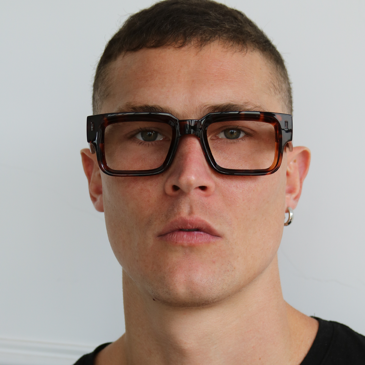 Armazon Exclamation Carey