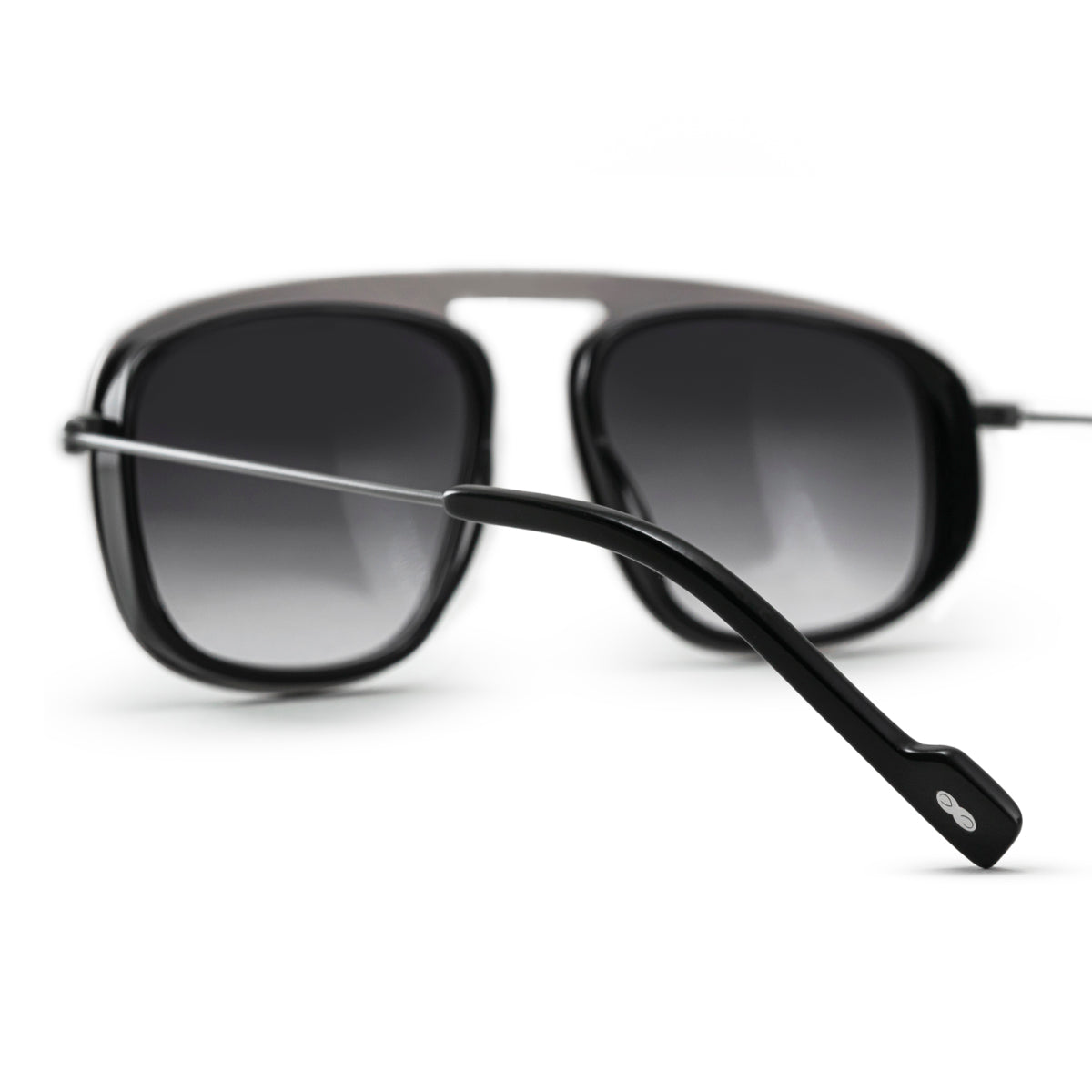 Imola Negro Brillo Lente Gris Degrade