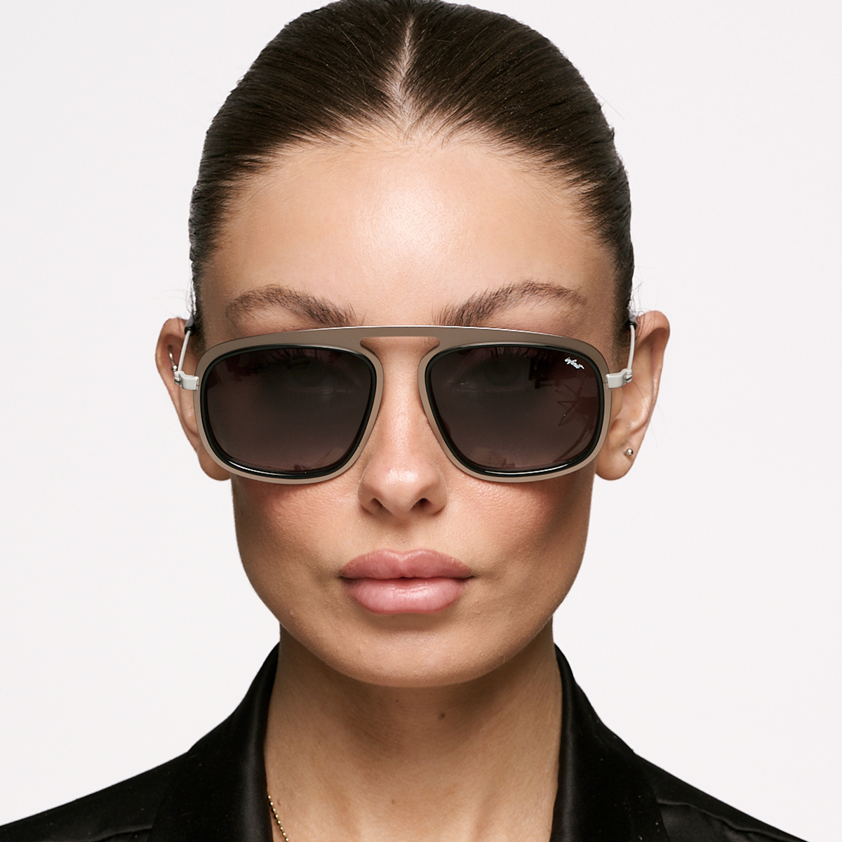 Imola Negro Brillo Lente Gris Degrade