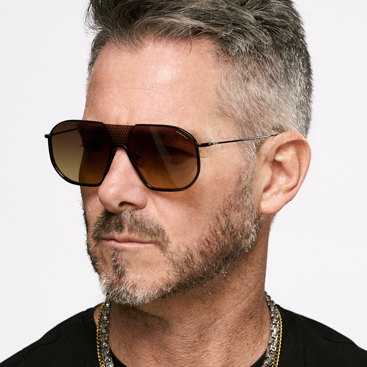 Indianapolis Negro Brillo Lente Marron Degrade