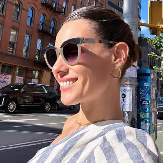 Milan Milky Brown Lente Gris Degradé By Pampita