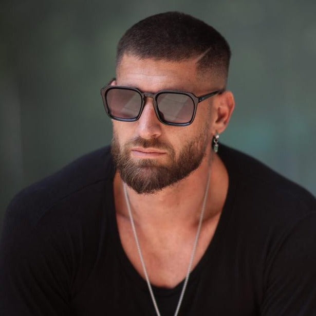 Monaco Negro Brillo Lente Gris Polarizado