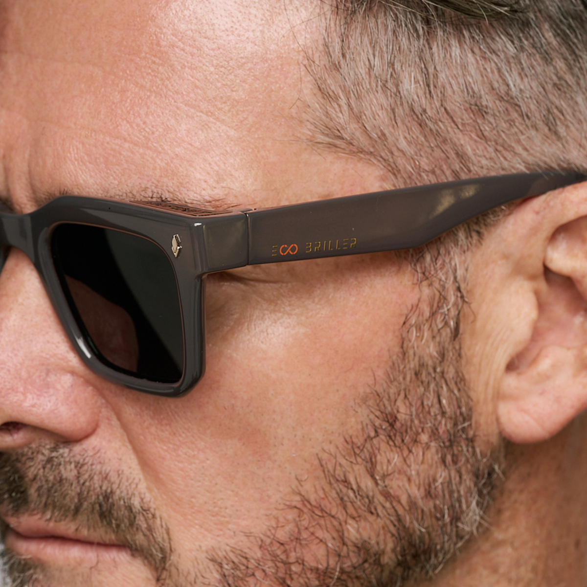 Jacobs Gris Pastel Lente Gris Polarizado Eco Sustentable