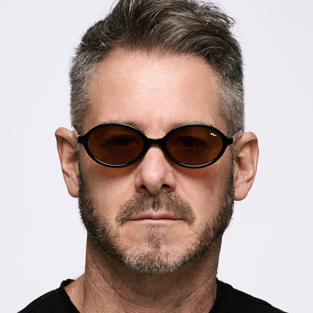 Liora Negro Brillo Lente Marron