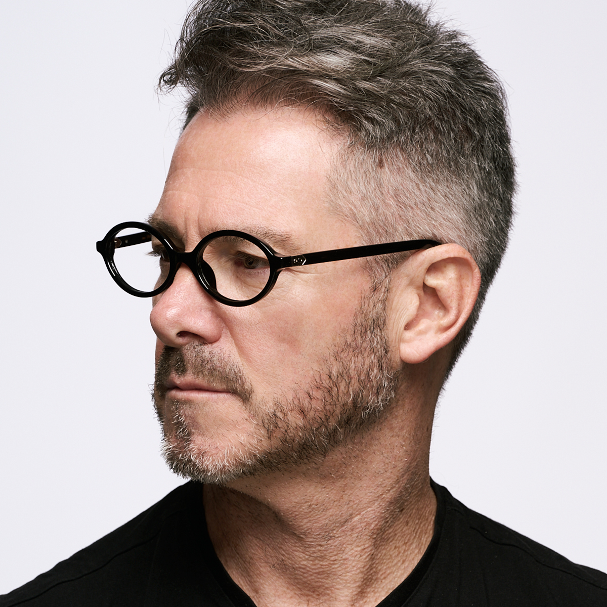 Armazon Liora Negro Brillo