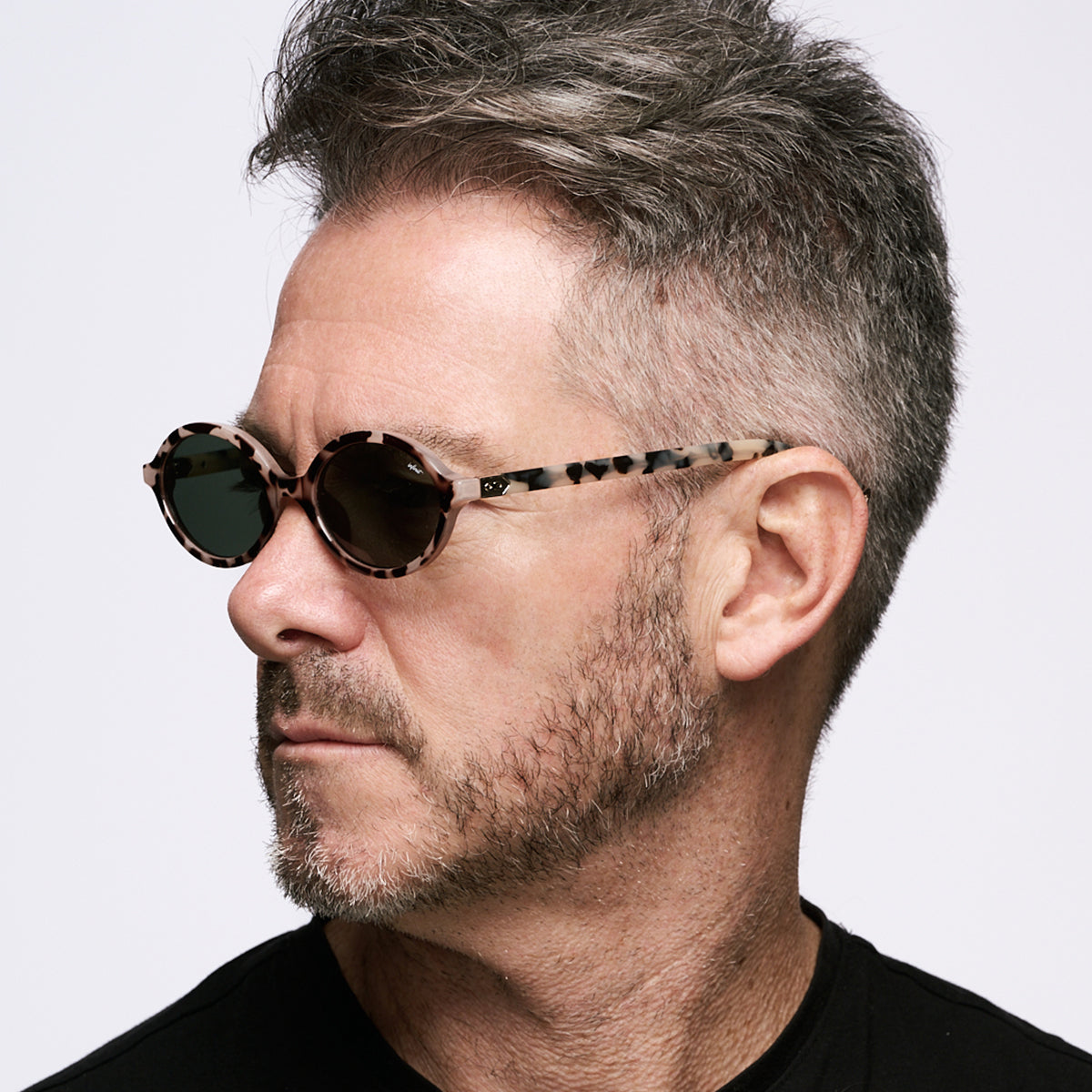 Liora Carey Gris Lente Verde