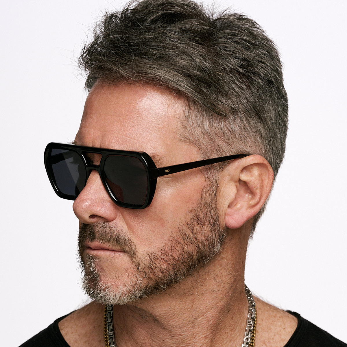 Lyon Negro Brillo Lente Gris