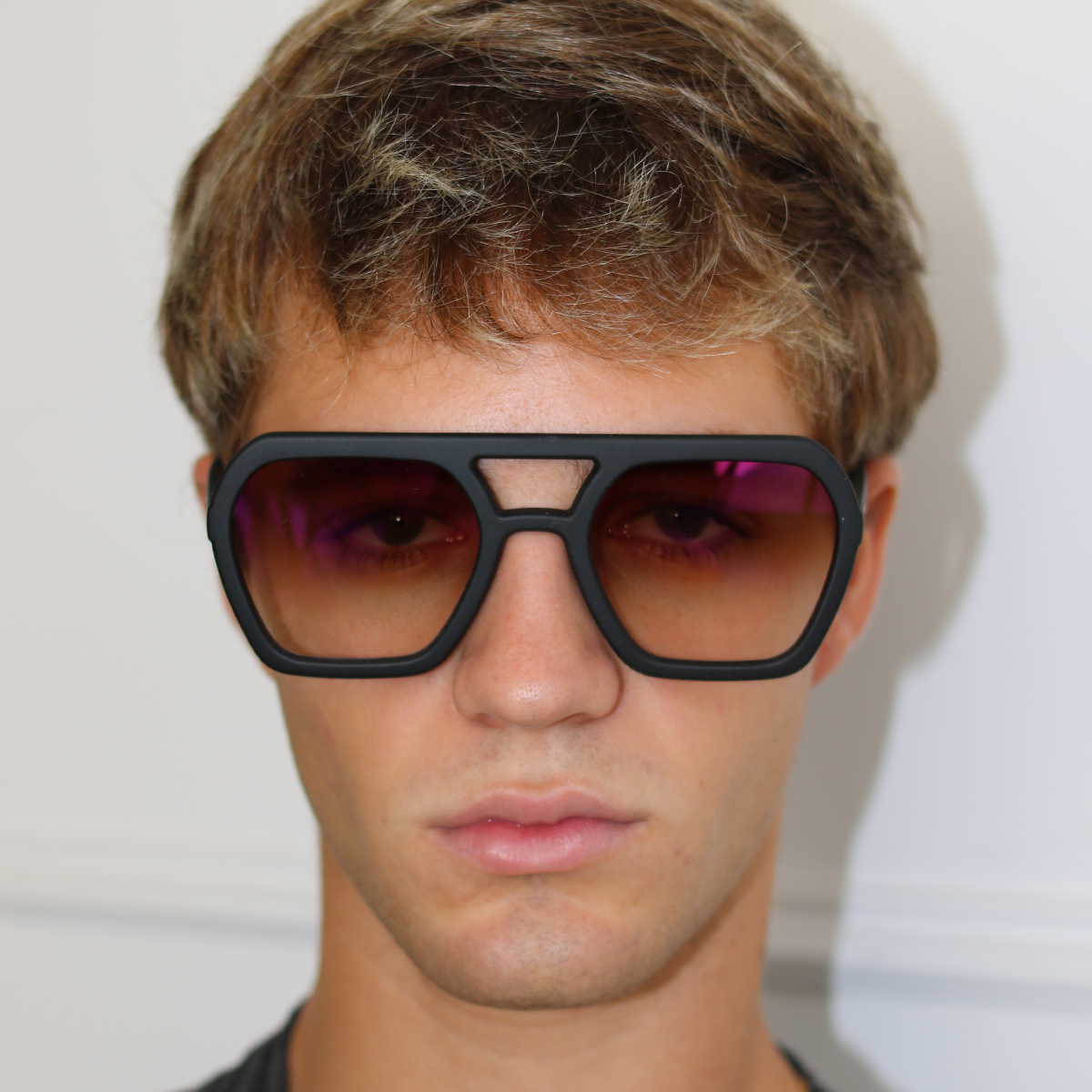 Lyon Negro Mate Lente Marron Suave Espejada Rosa Degrade