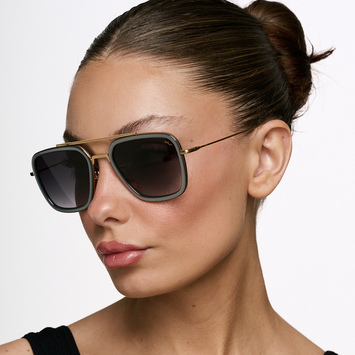 Montecarlo Gris Perlado Lente Gris Degrade