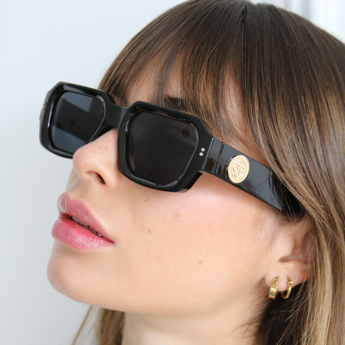 Bronx Negro Brillo Lente Gris Uroboro Metal