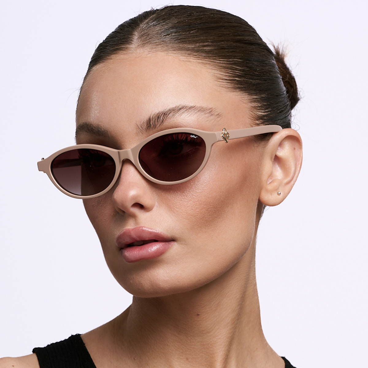 Naomi Mocha Lente Bordo Degrade