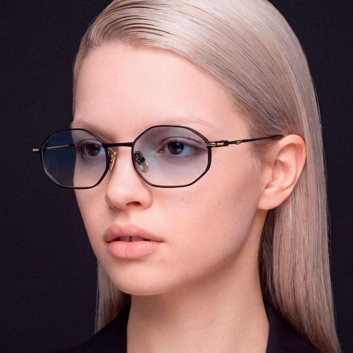 Pacifica Negro Lente Celeste