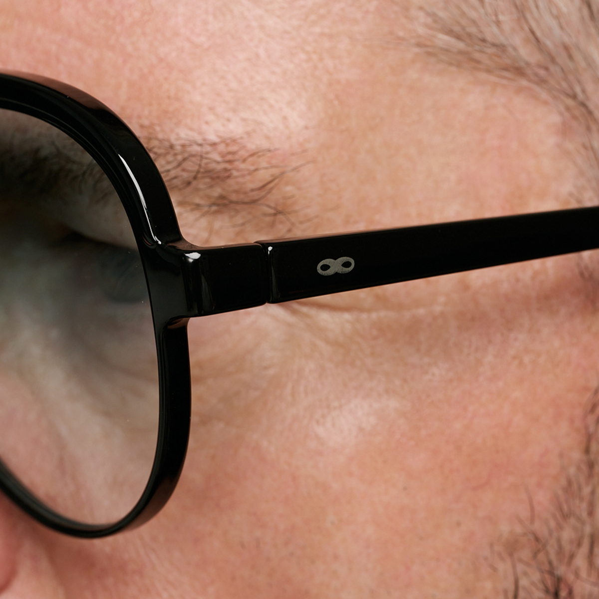 Paris Negro Brillo Lente Verde Degrade