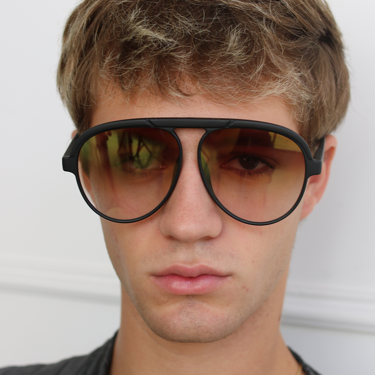 Paris Negro Mate Lente Suave Espejada Dorada Degrade