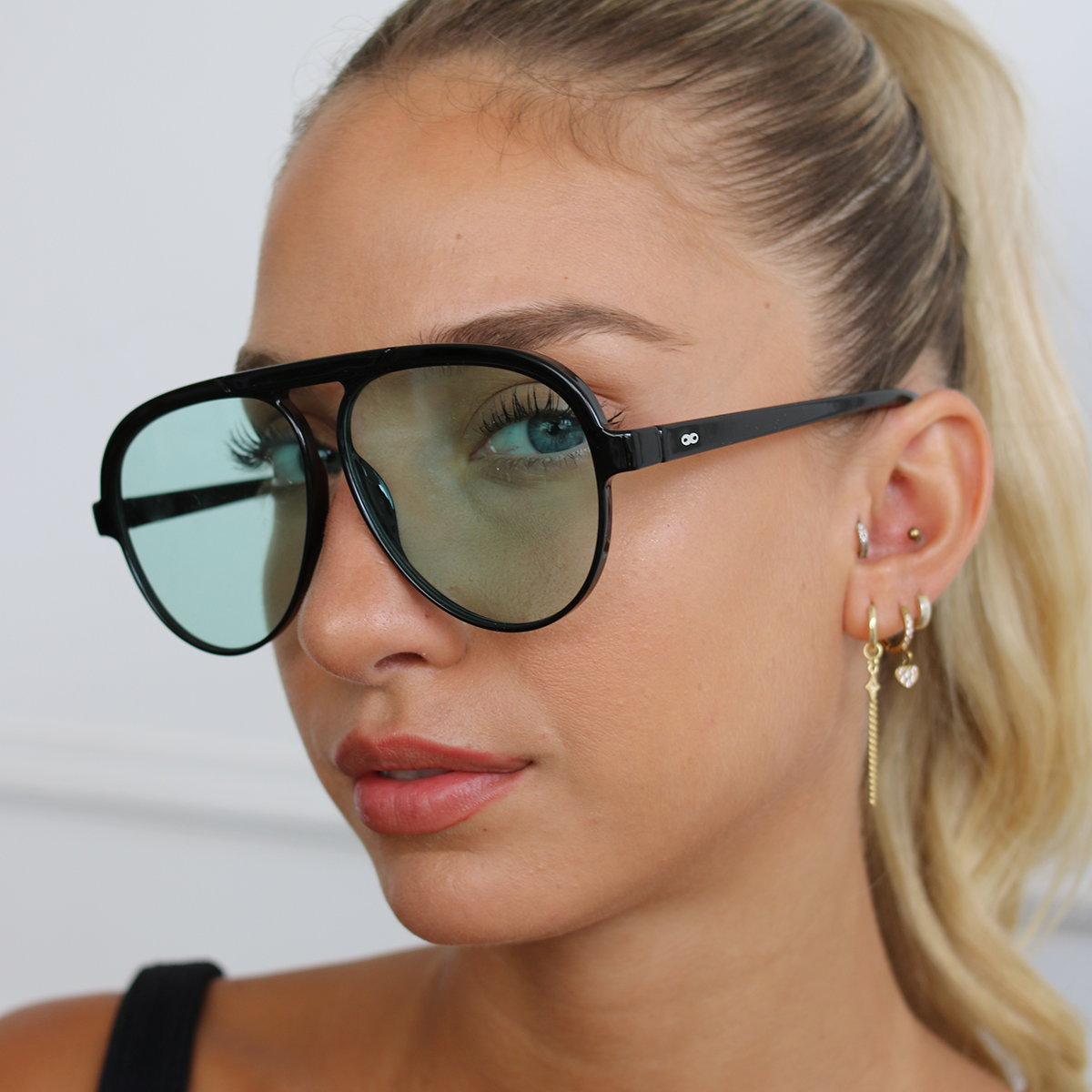 Paris Negro Brillo Lente Turquesa