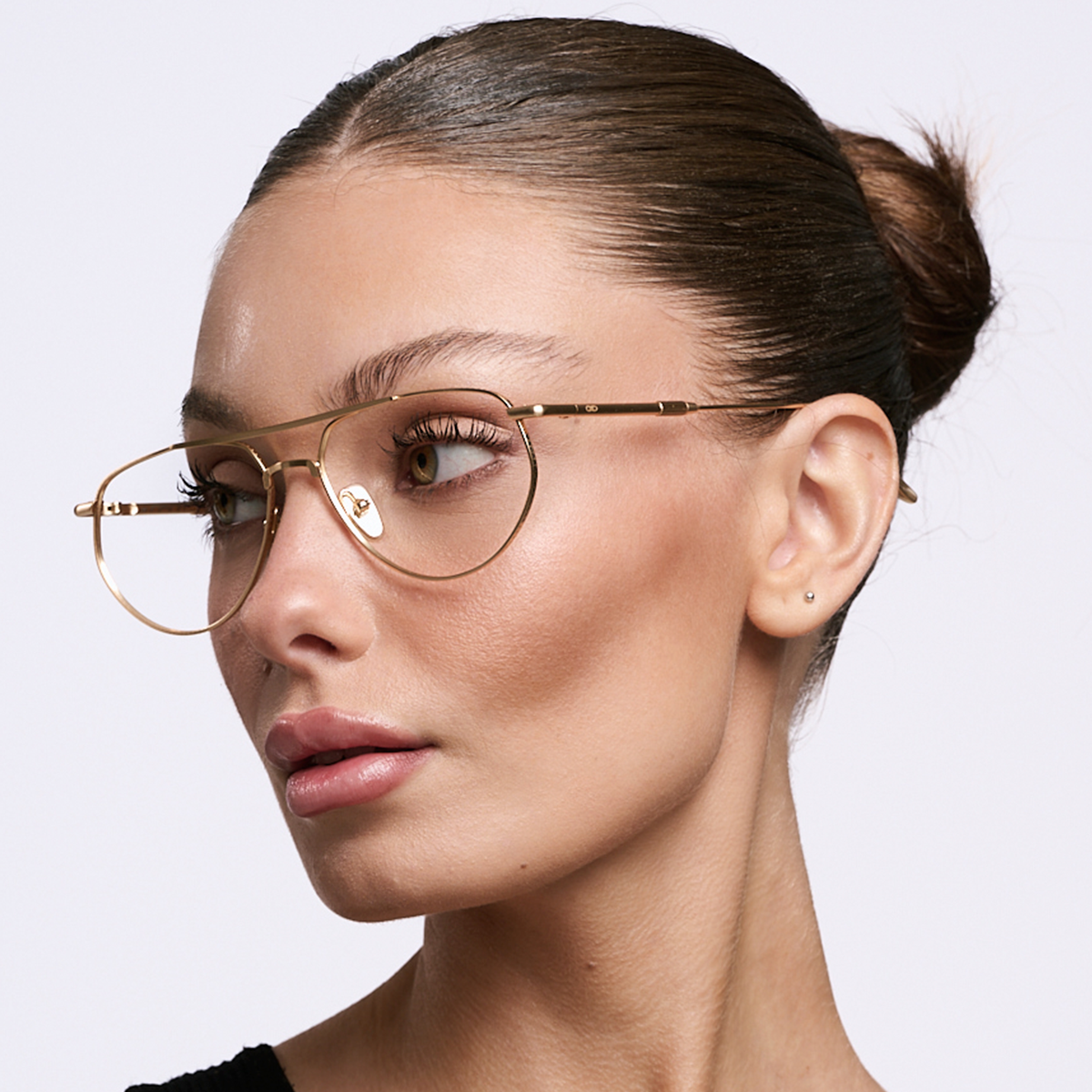 Armazon Petra Dorado | Vista 4 | Infinit Eyewear