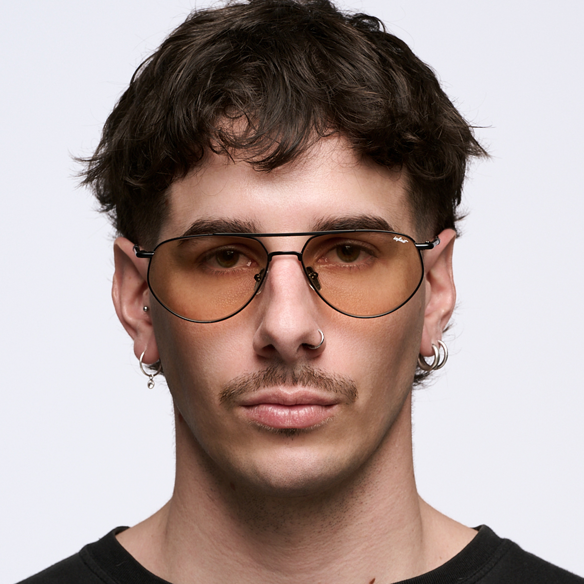 Petra Negro Lente Tostado