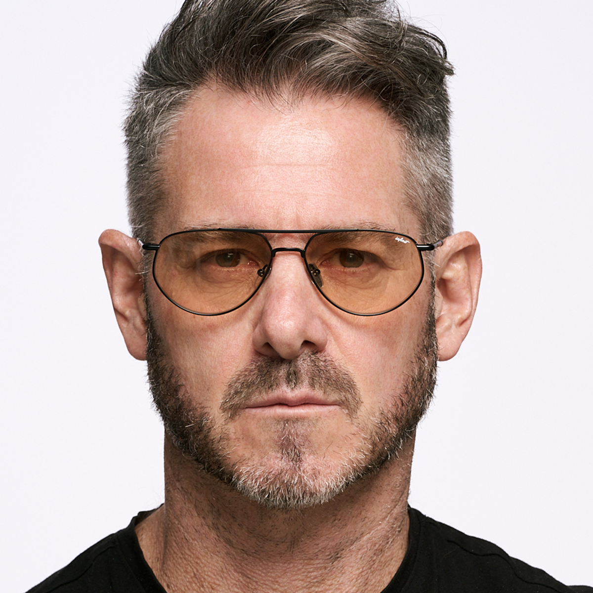 Petra Negro Lente Tostado