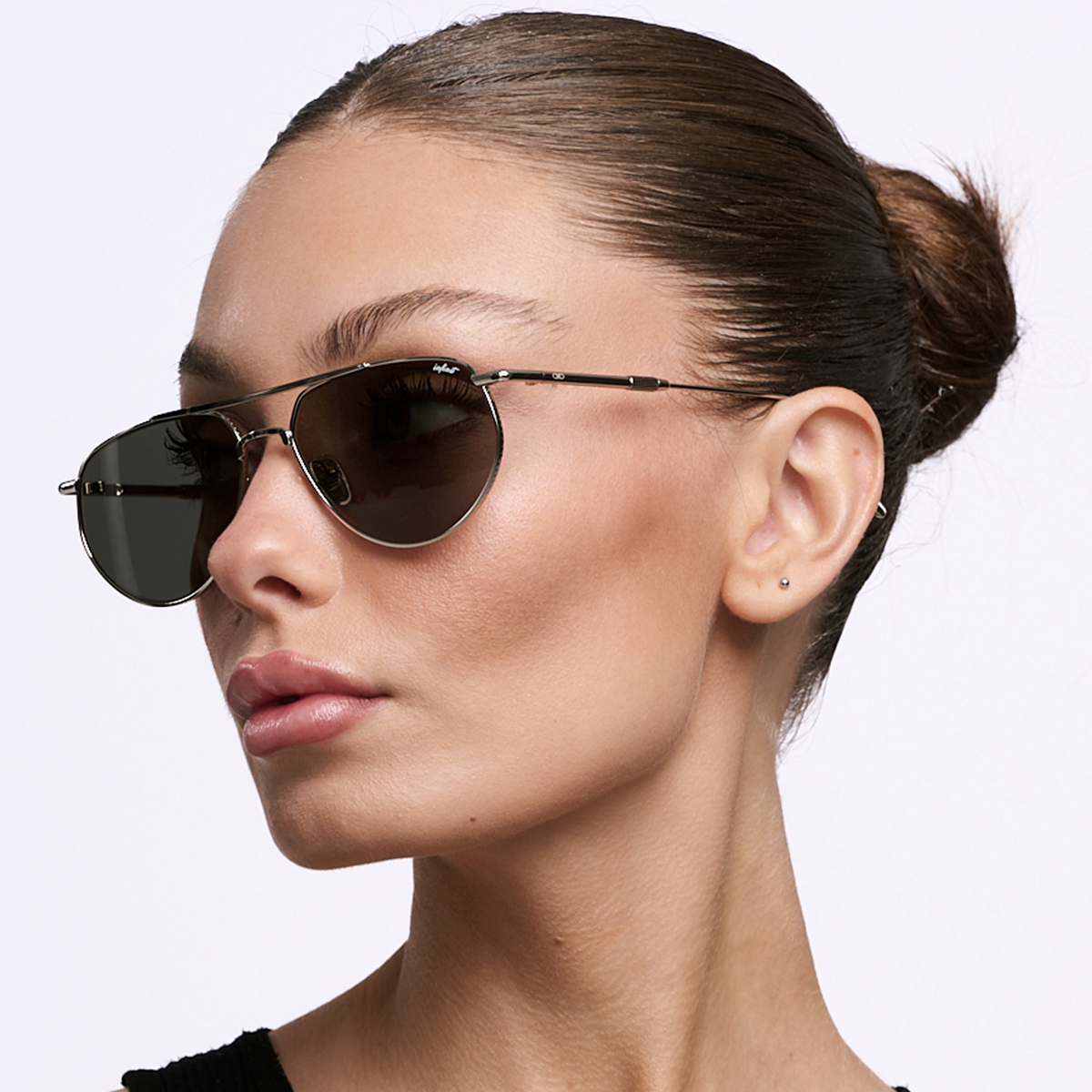 Petra Plateado Lente Verde