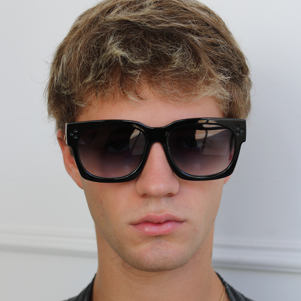 Platon 3D Negro Brillo Carey Lente Azul Degrade