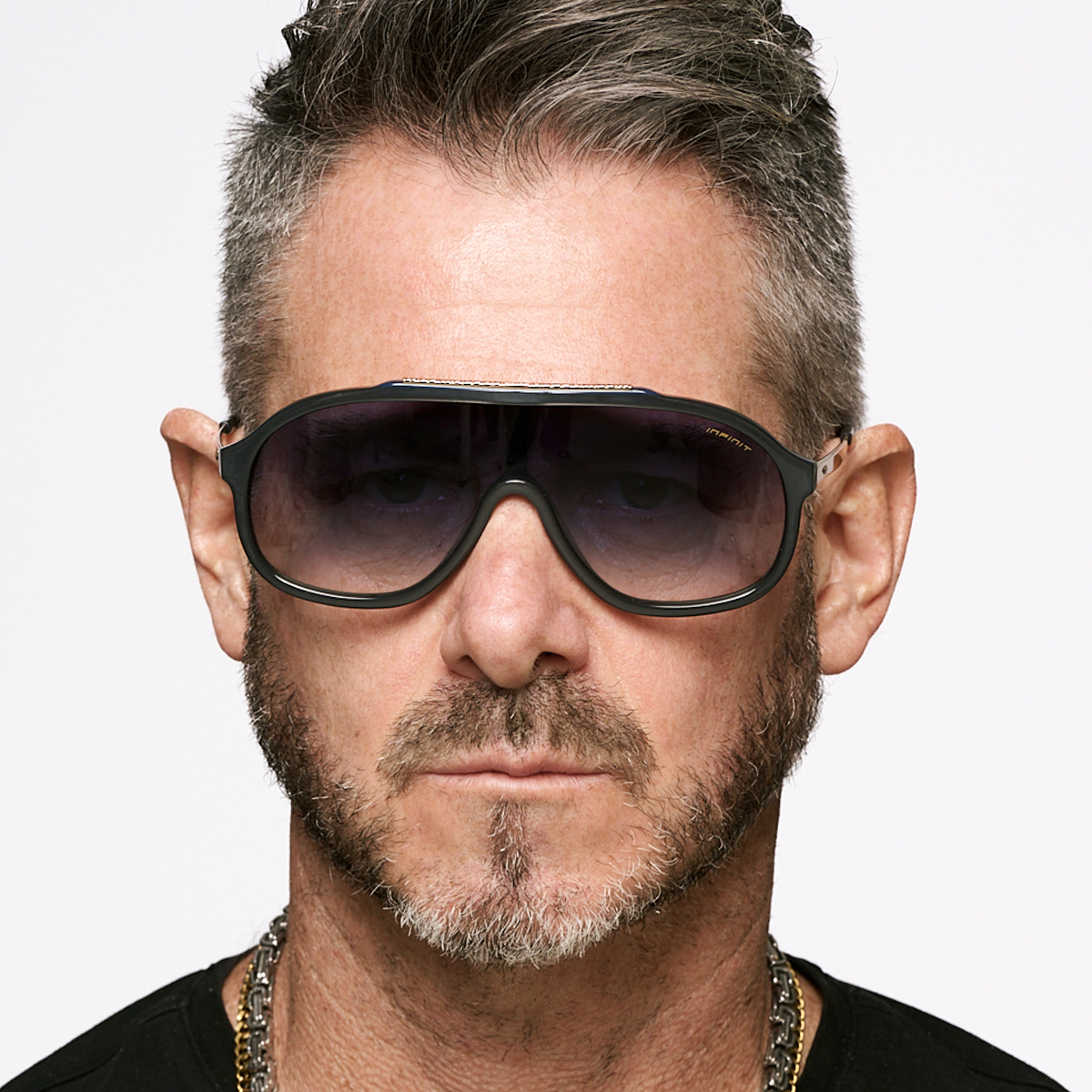 Silverstone Gris Perlado Lente Azul Degrade