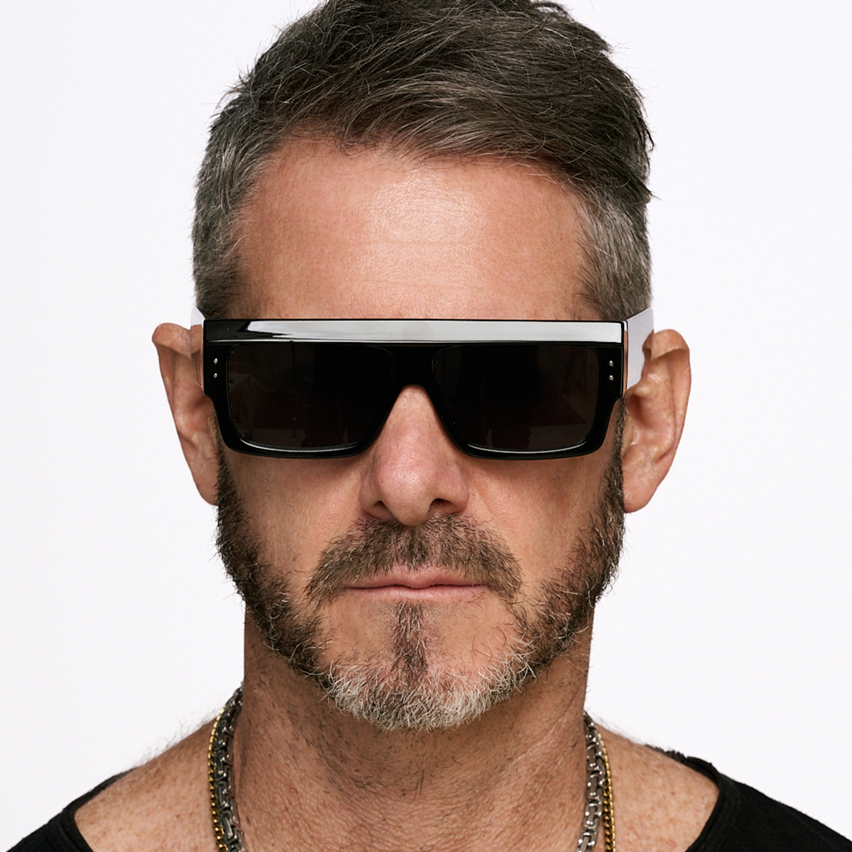 Suzuka Negro Brillo Lente Gris