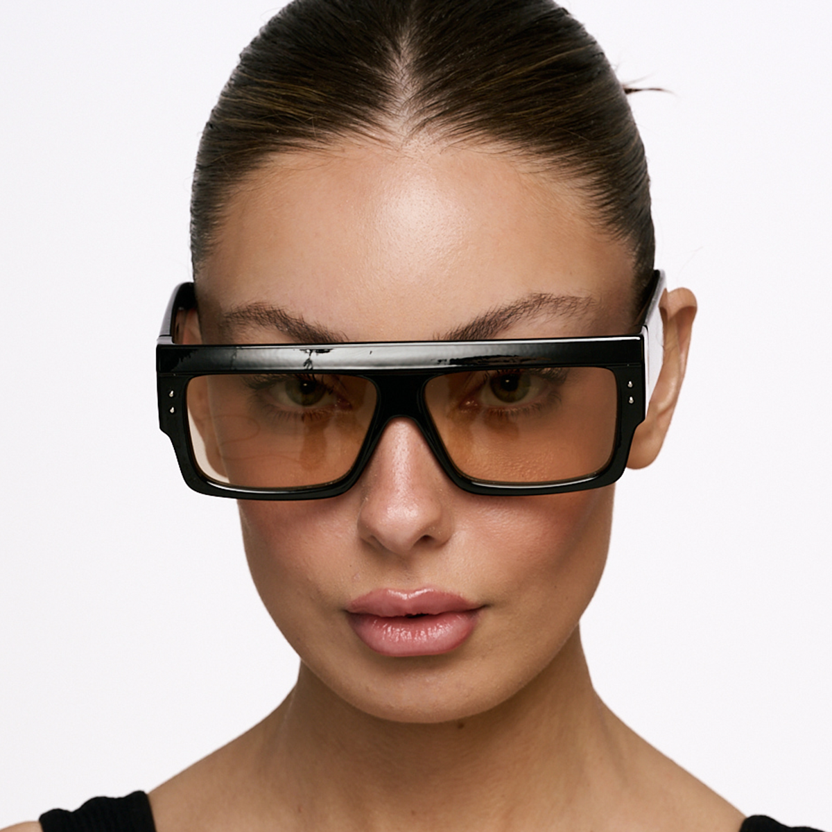 Suzuka Negro Brillo Lente Tostado