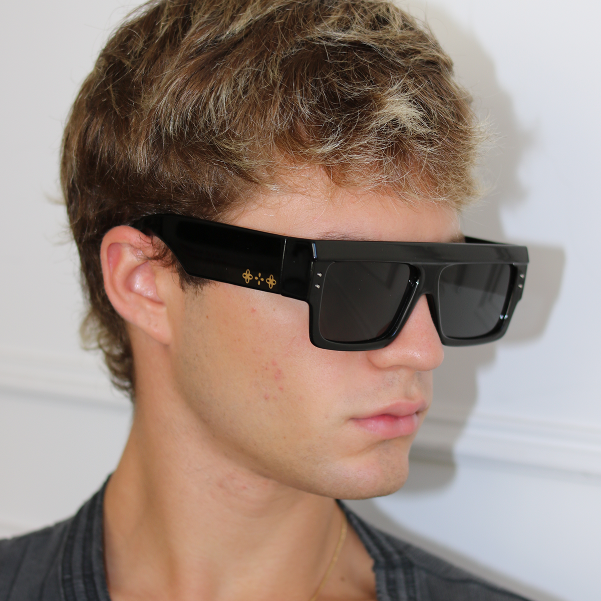 Suzuka Negro Brillo Lente Gris