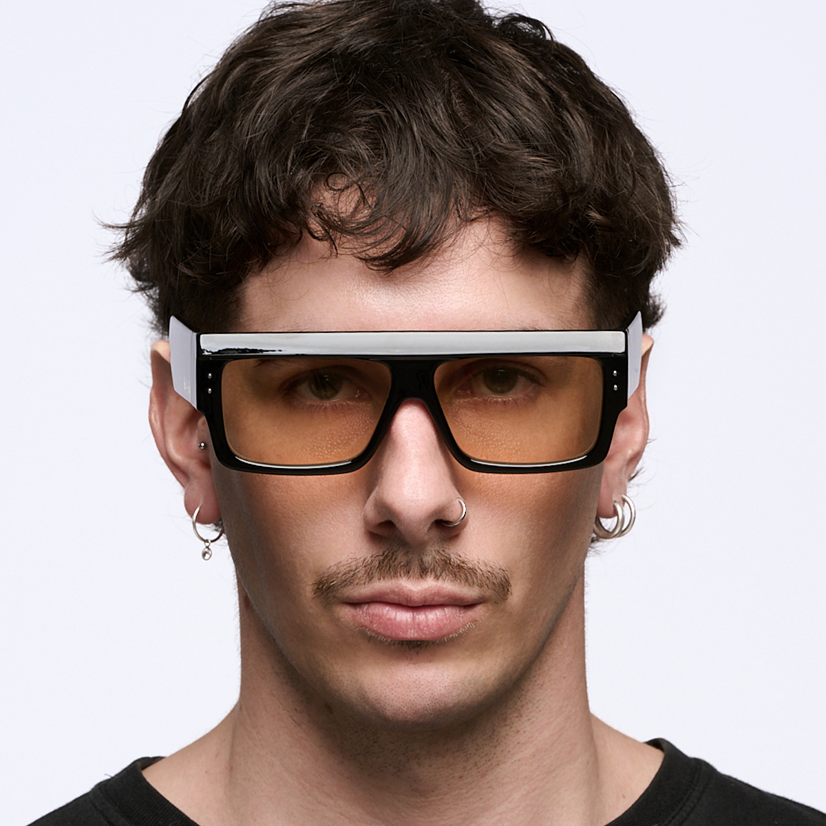 Suzuka Negro Brillo Lente Tostado