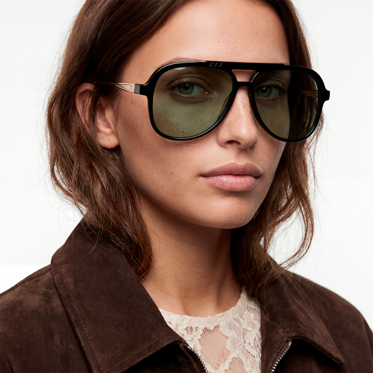 Triple Xxx Metal Negro Brillo Lente Verde