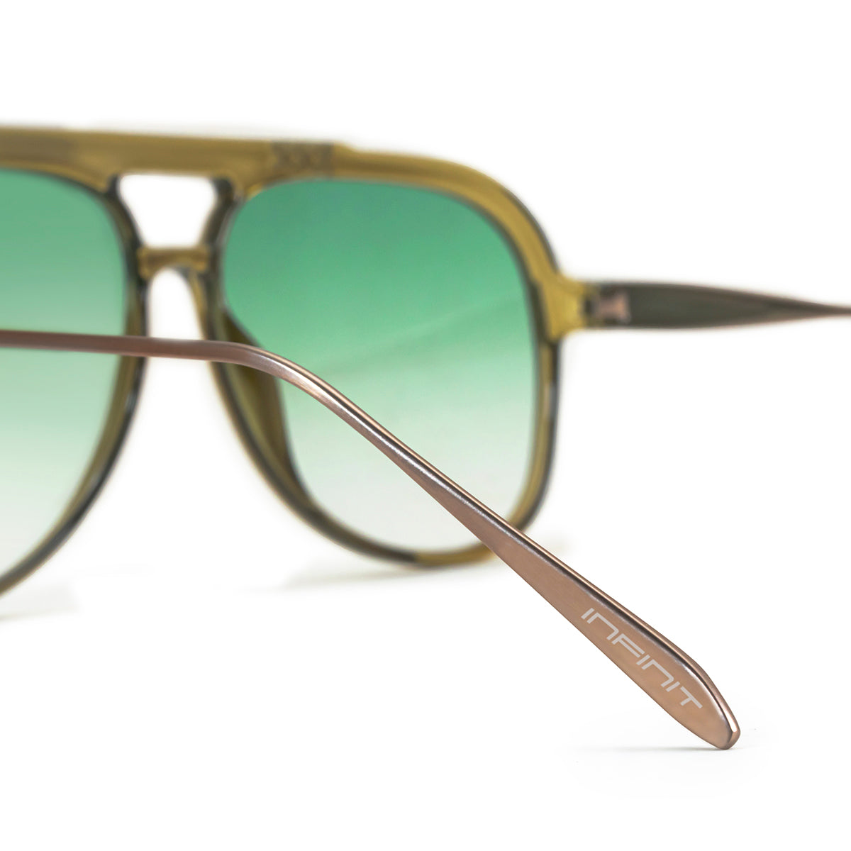 Triple Xxx Metal Oliva Lente Verde Degrade