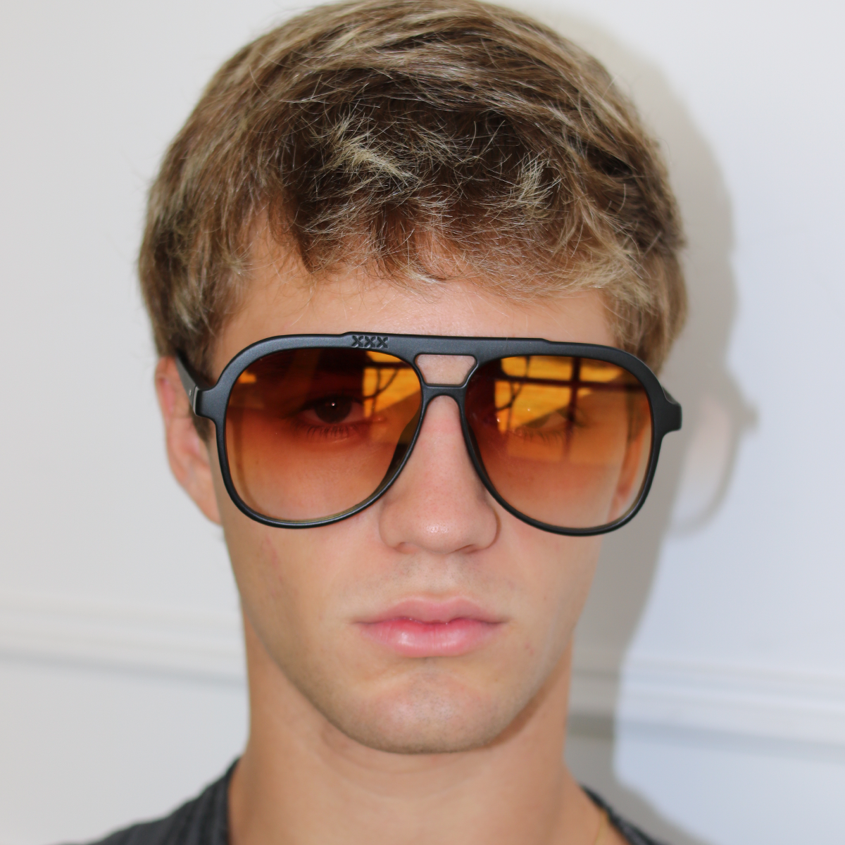 Triple Xxx Negro Mate Lente Suave Espejada Dorada Naranja Degrade