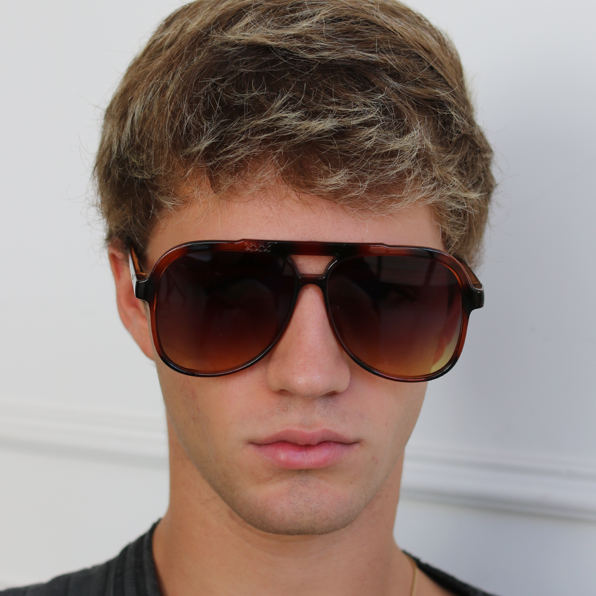 Triple Xxx Carey Lente Ambar Degrade