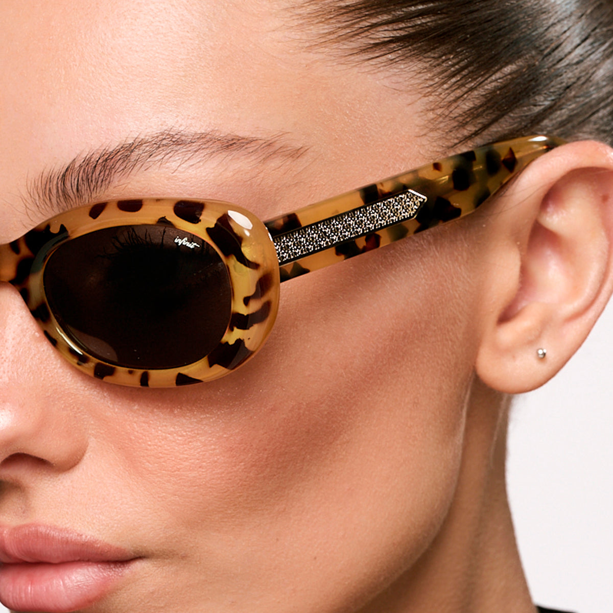 Twiggy Carey Lente Gris