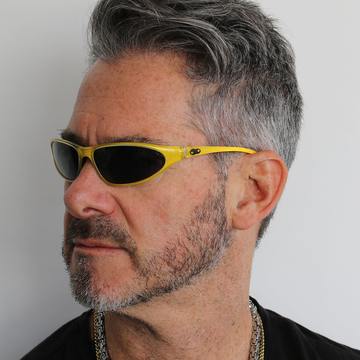 Version 2.0 Amarillo Lente Gris