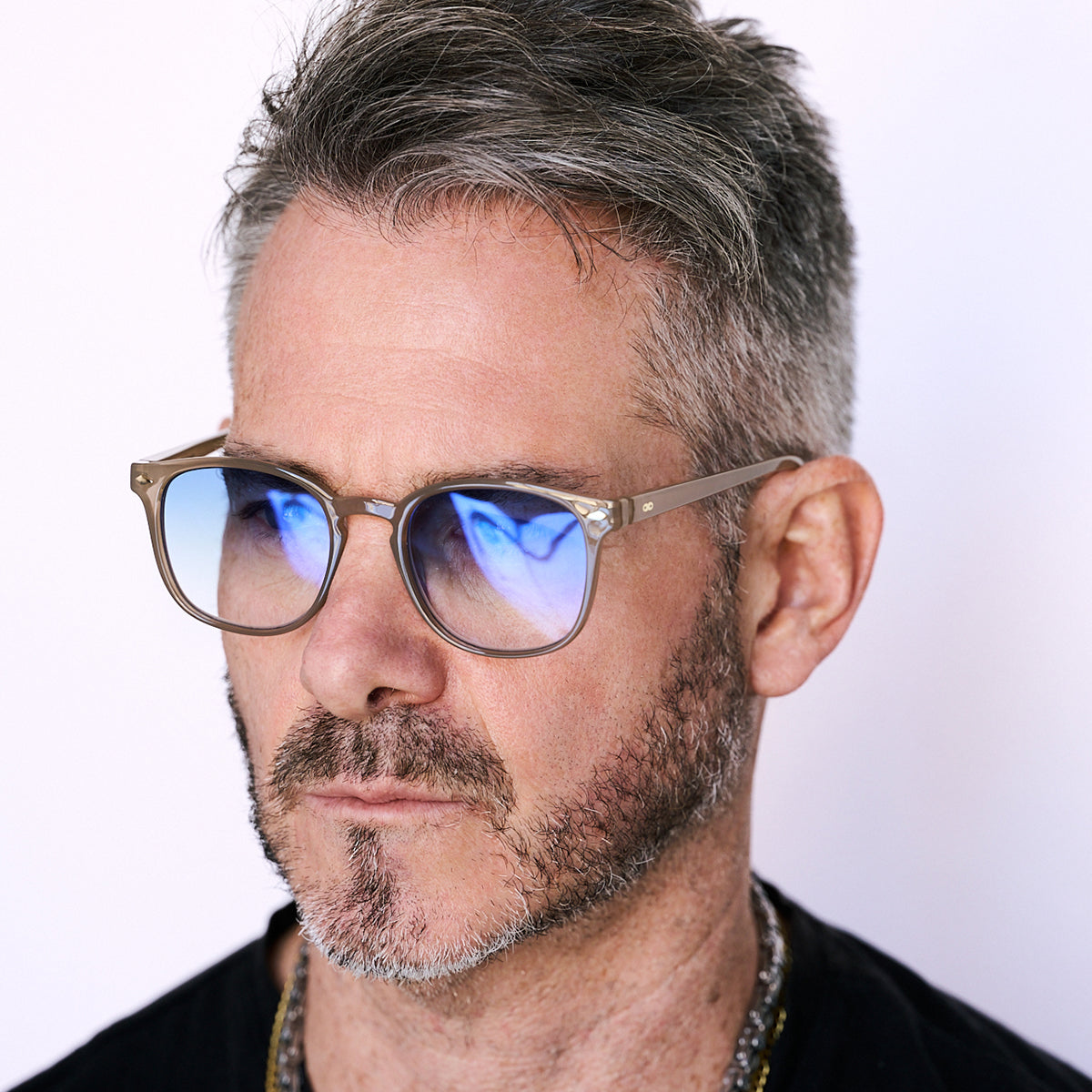 Xenote Milky Brown Lente Suave Espejada Azul Degrade