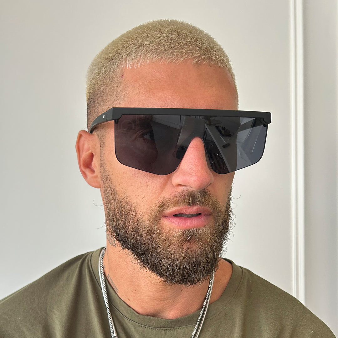 Hong Kong Negro Mate Lente Gris